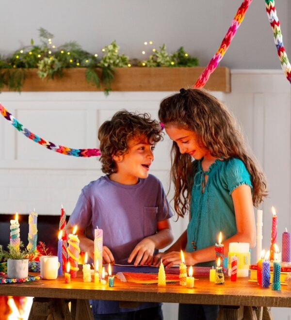 DIY Natural Beeswax Holiday Candle-Making Kit