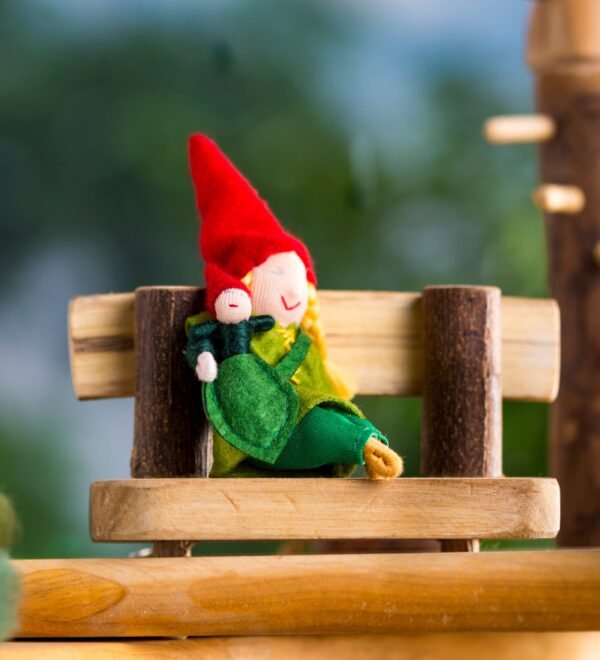 Tree Fort Kit with Furniture and Woodland Friends Dolls - Image 5