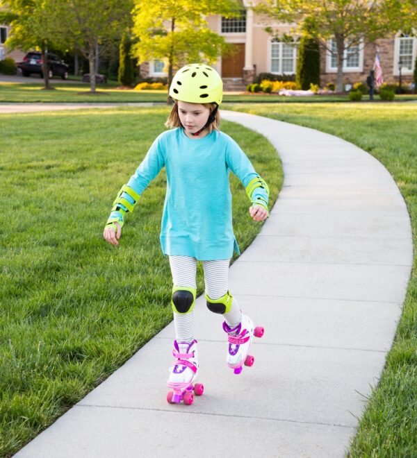 Adjustable Roller Skates - Image 9