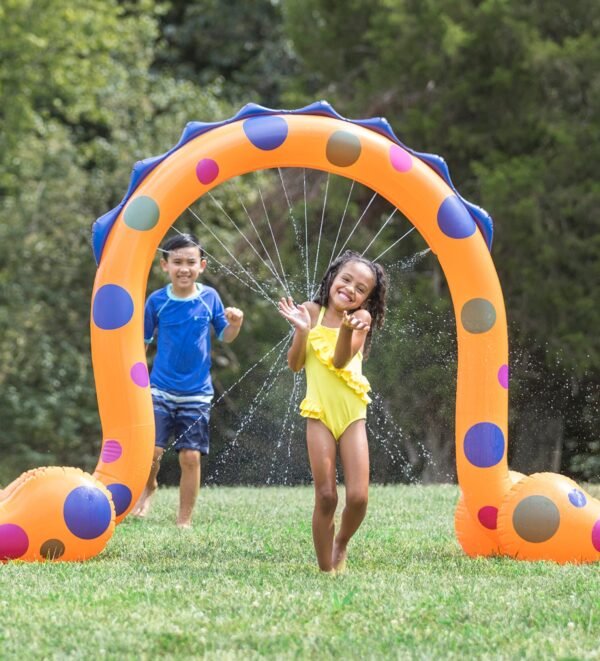7-Foot Mister Monster Inflatable Water Sprinkler - Image 2